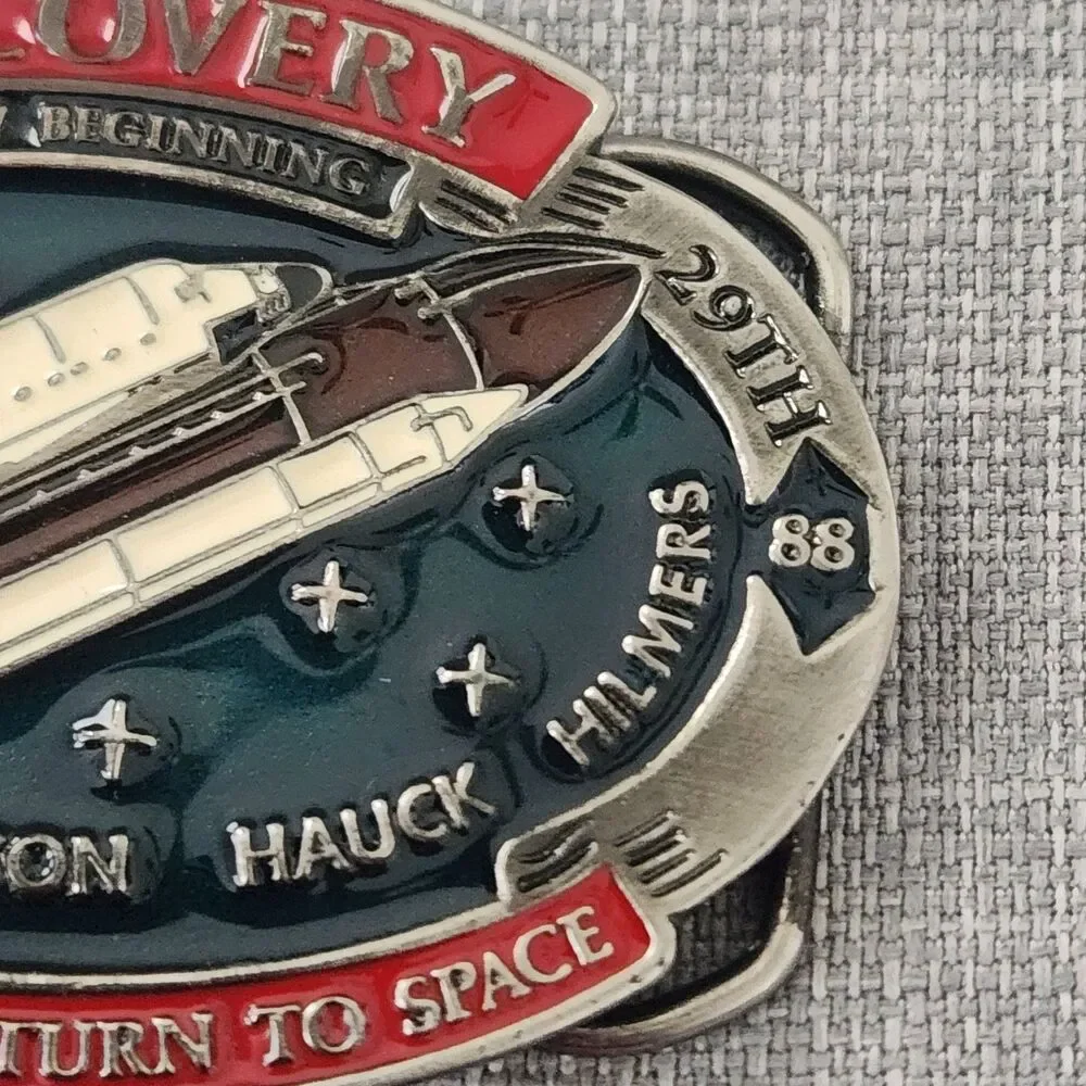 Vintage NASA Space Shuttle Discovery Sept. 29th 1988 Belt Buckle # 2389